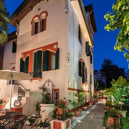 Hotel Villa Stella Венеция Лидо Екстериор снимка