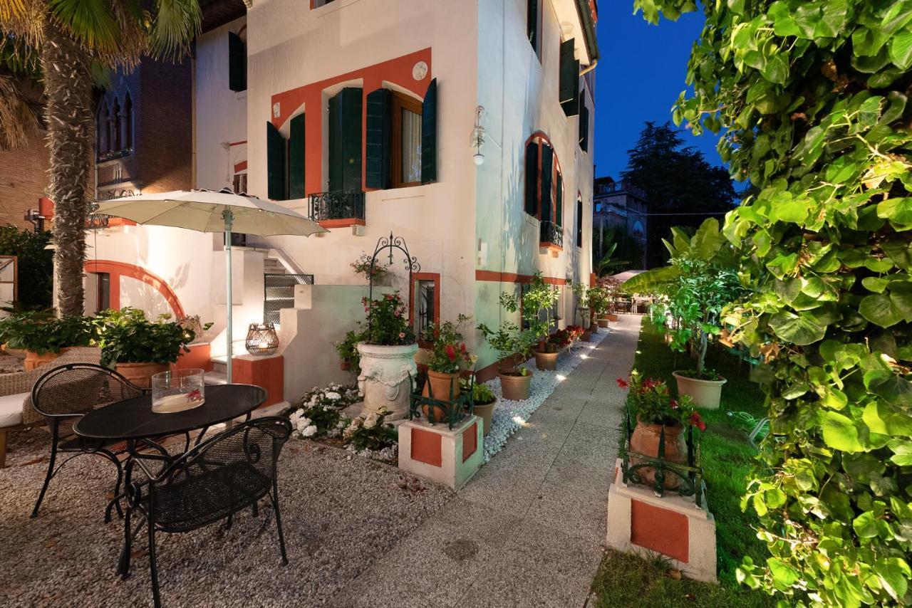 Hotel Villa Stella Венеция Лидо Екстериор снимка