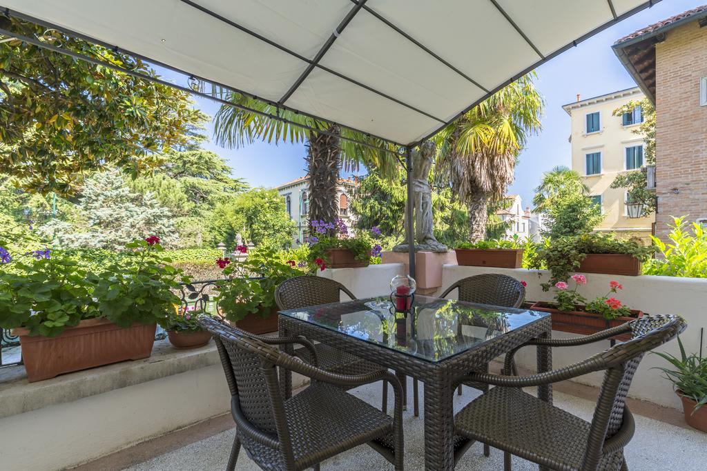 Hotel Villa Stella Венеция Лидо Екстериор снимка