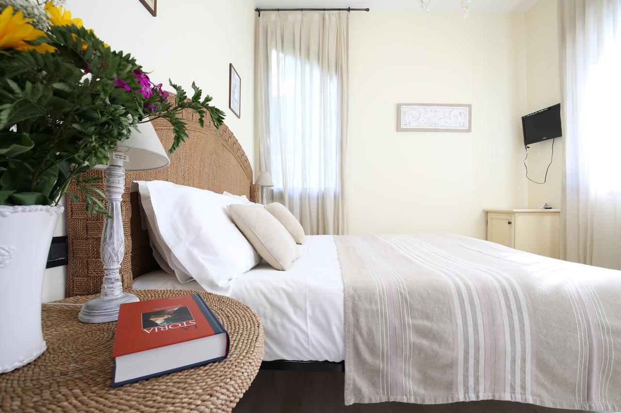 Hotel Villa Stella Венеция Лидо Екстериор снимка